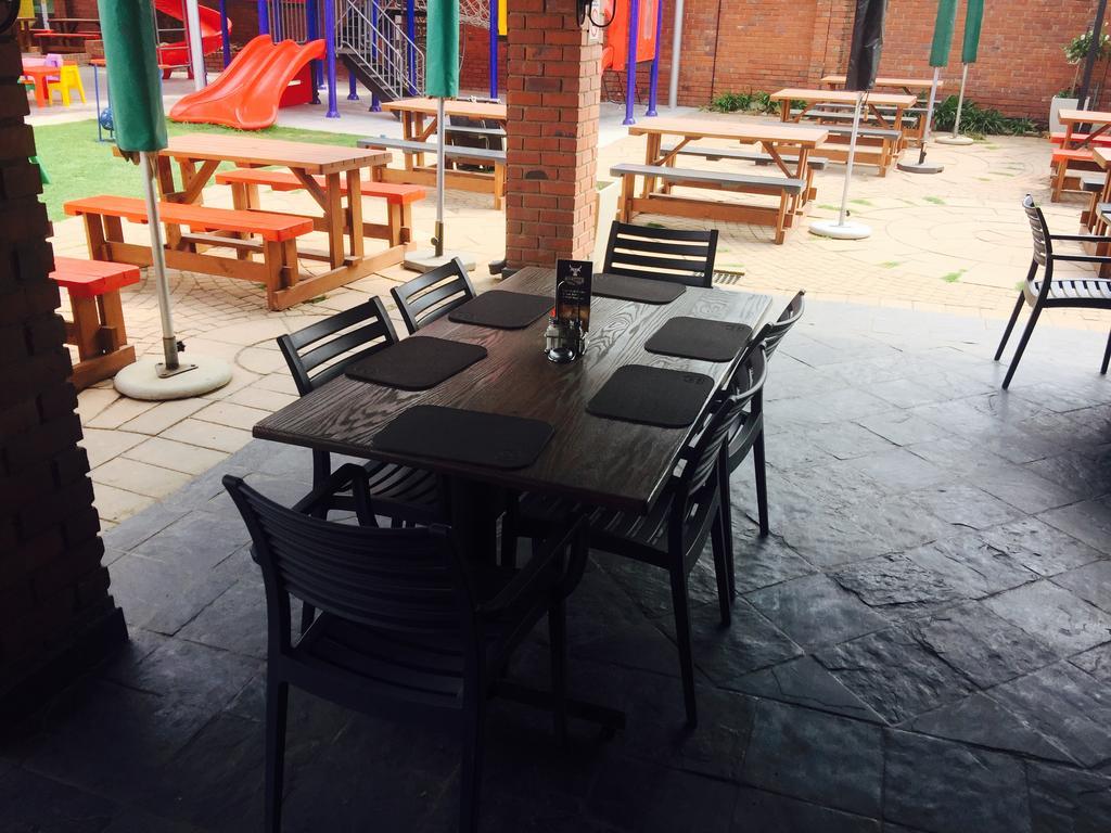 Picanha Grill Guest House & Events Venue Nigel Exterior foto